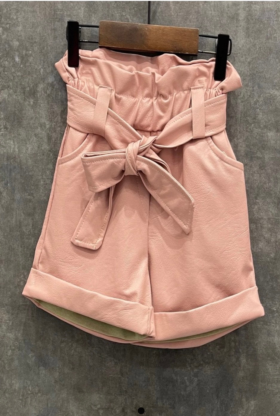 Paperbag Short